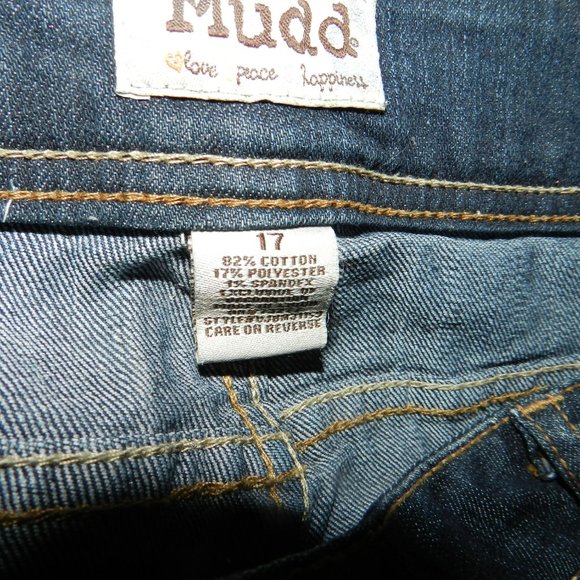 Mudd Hipster Denium Jeans Medium Bell bottom Womens size 17 - Picture 3 of 8